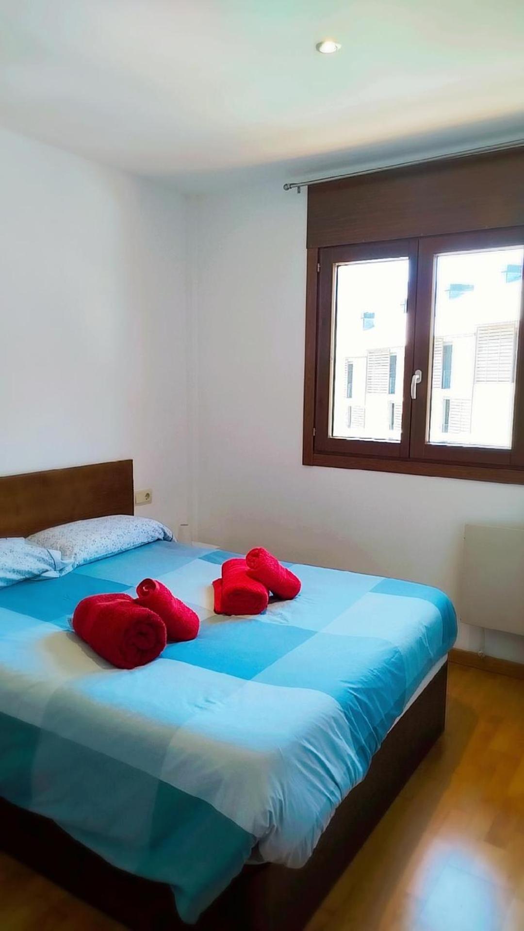 Apartaments Sort Pirineus Екстер'єр фото